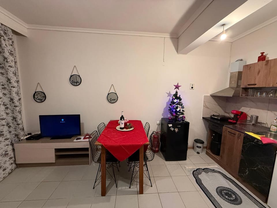 Zozefina apartment Apartment in Nea Peramos