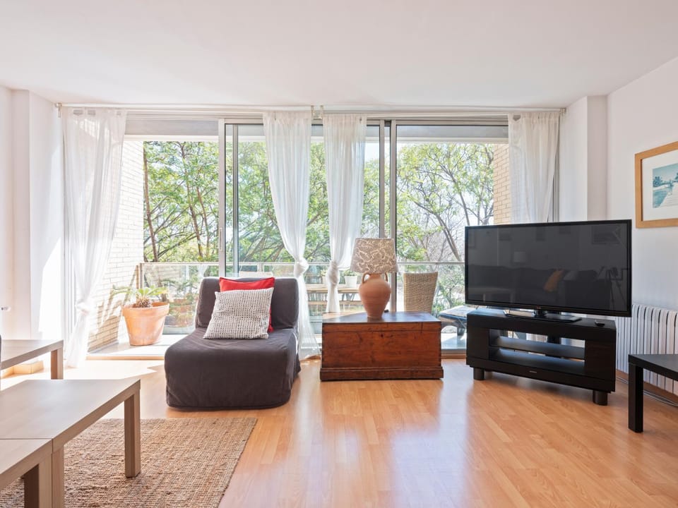 Communal lounge/ TV room, Living room, Lounge or bar