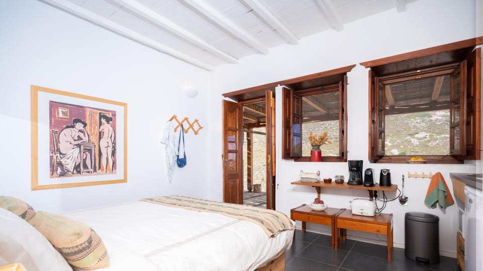 Lavender Studio Apartment in Decentralized Administration of the Aegean