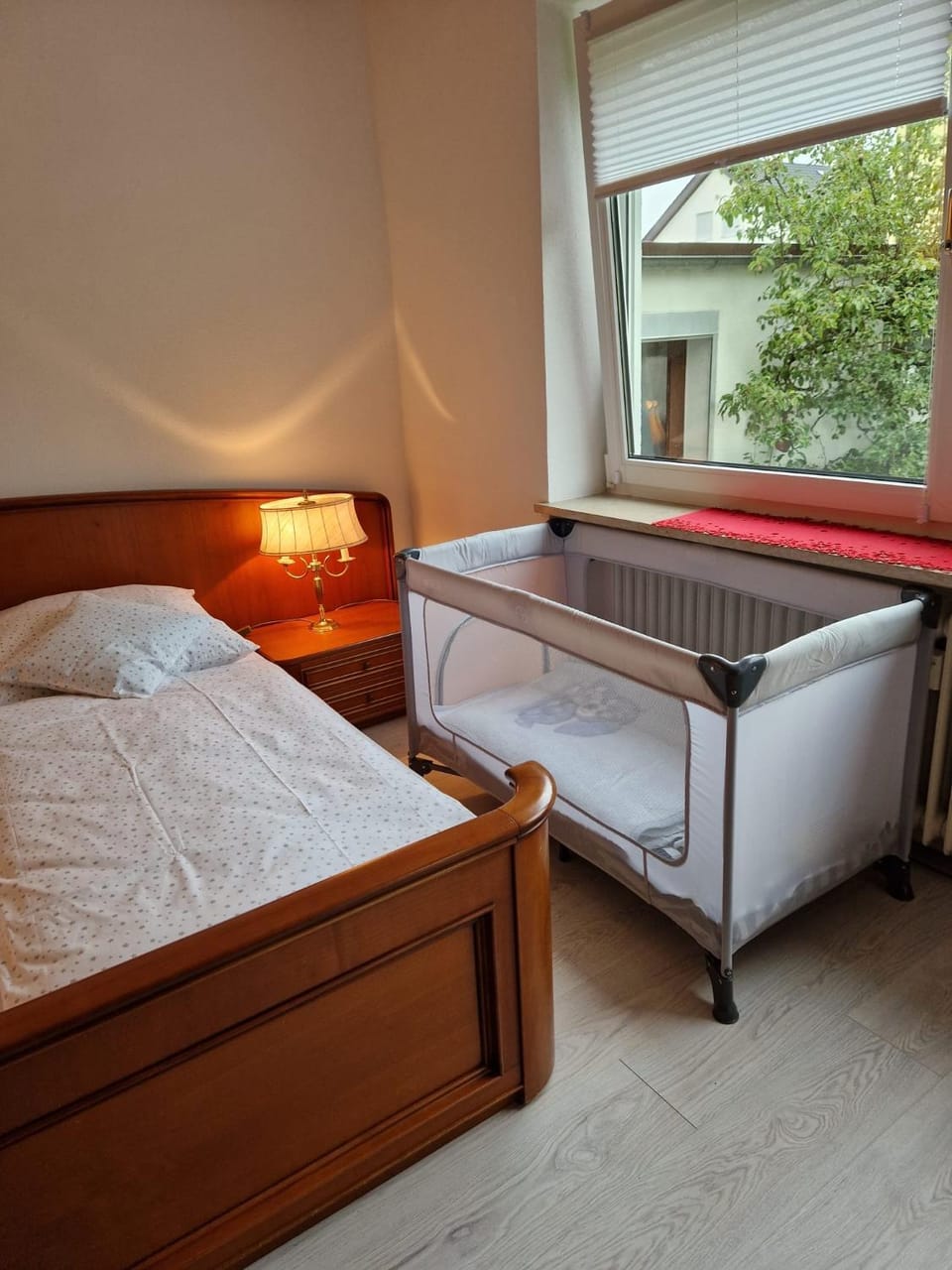 cot