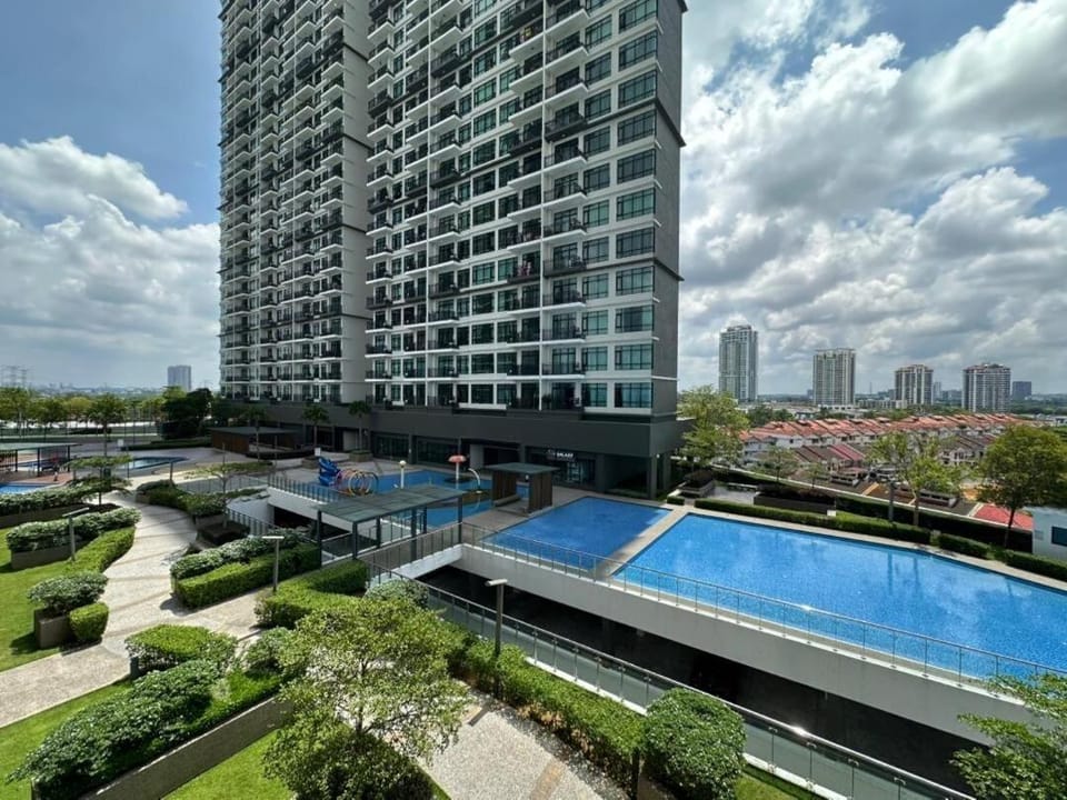 Property building, Swimming pool