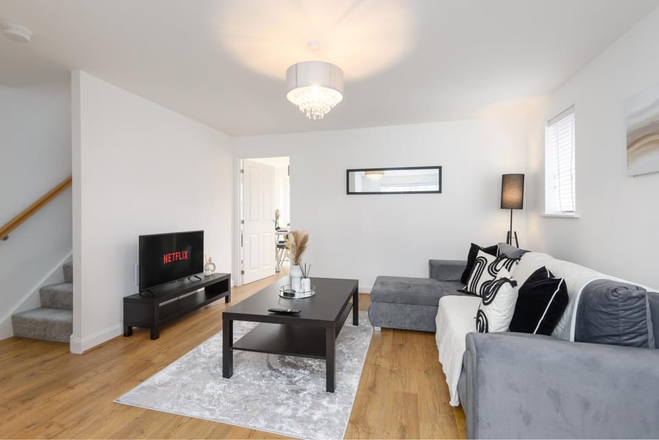 TV and multimedia, Living room, Seating area
