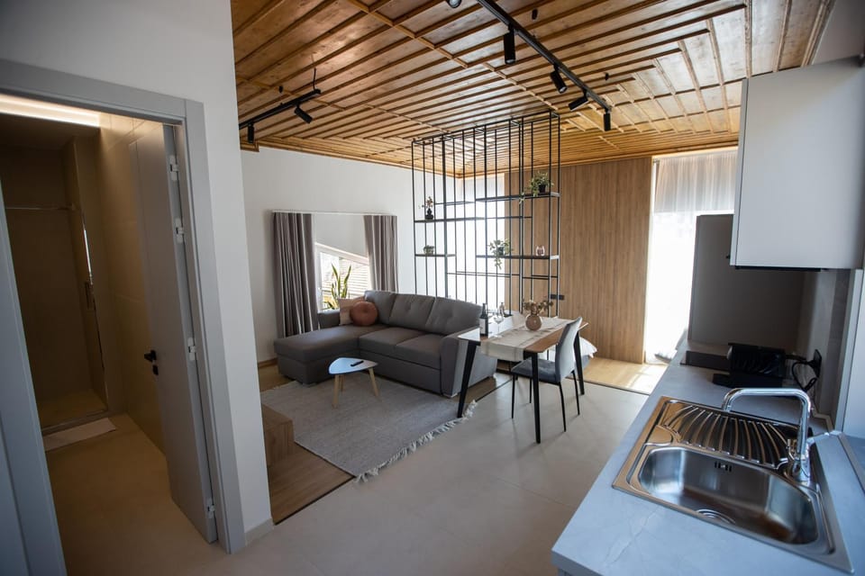 Coffee/tea facilities, Kitchen or kitchenette, Living room, Seating area, Dining area, pet friendly, stove