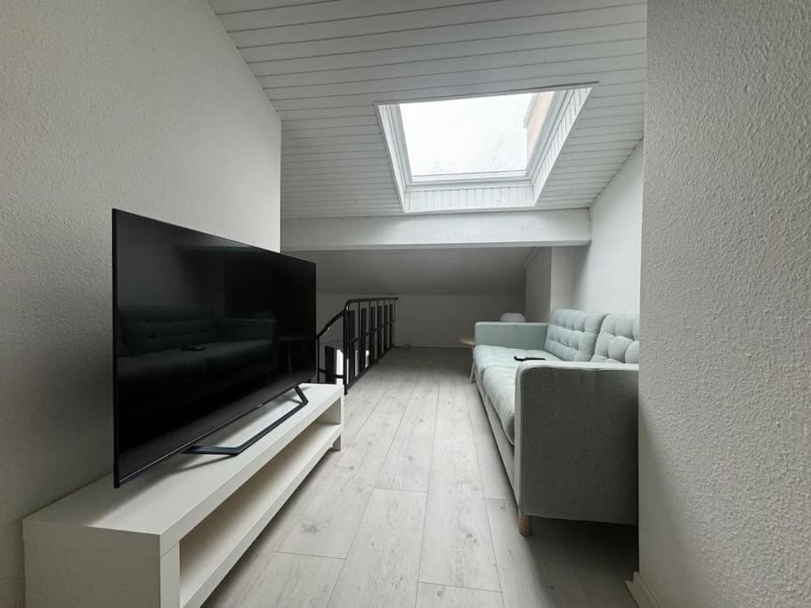 Joli T3 duplex Compans Cafarelli Apartment in Toulouse