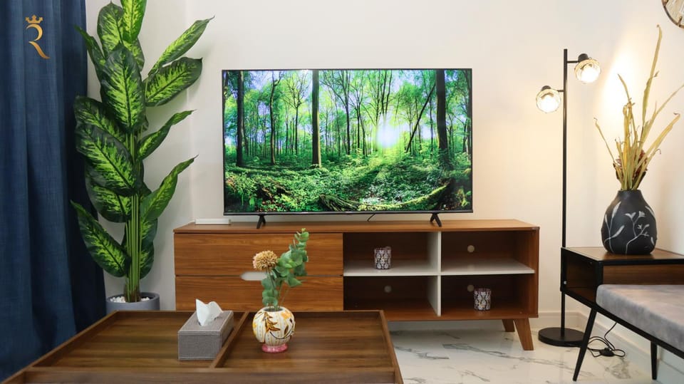 Communal lounge/ TV room, Natural landscape, TV and multimedia, Evening entertainment, hair dresser