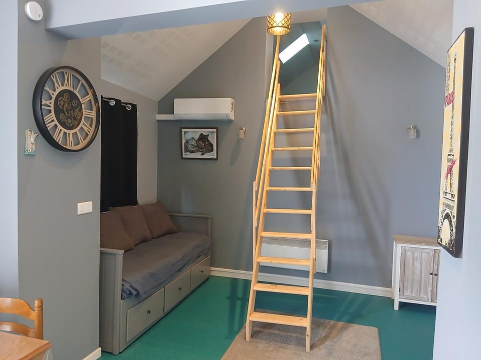 Apartement à Theuville-Baigneaux Apartment in Centre-Val de Loire