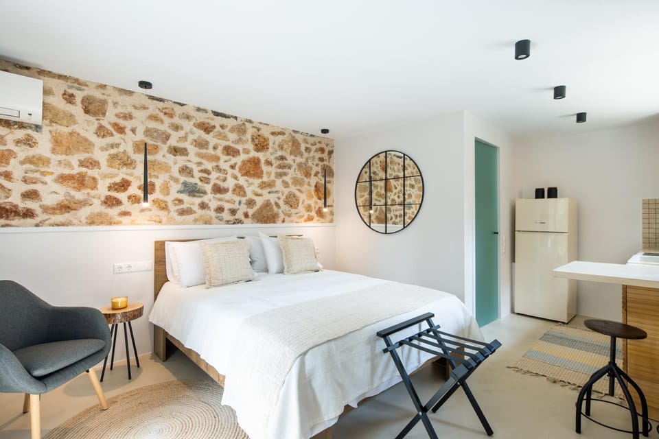 Kifissia Studio Apartment in Decentralized Administration of Attica