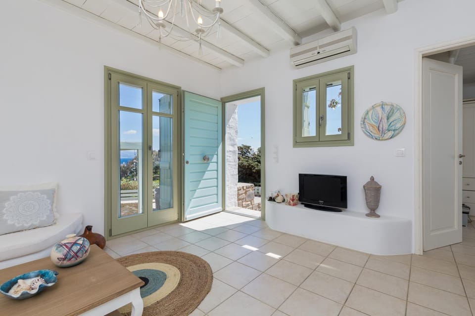 Evdokia Supreme Villa with Sea View and Pool Villa in Paros, Greece