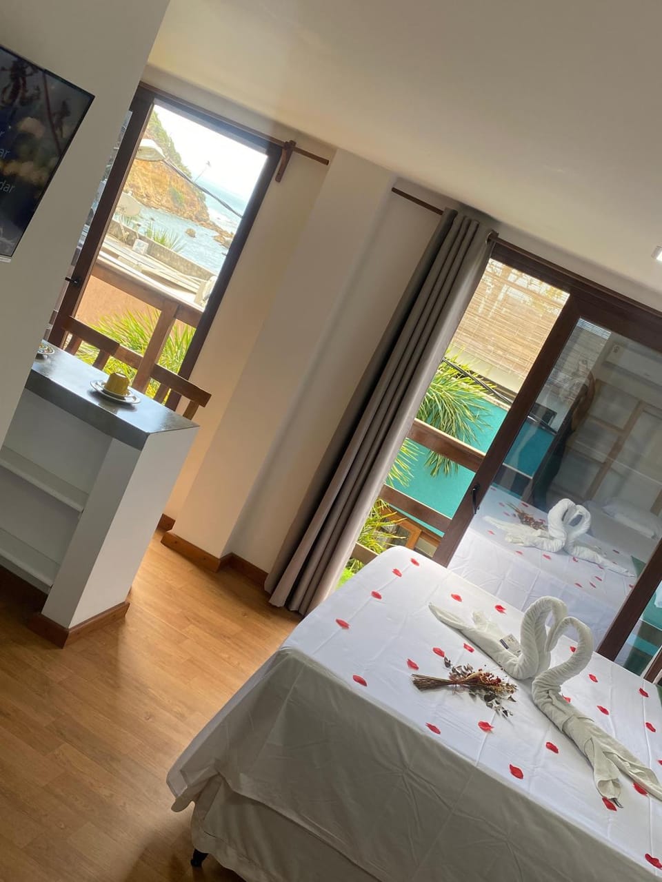 Bed, Photo of the whole room