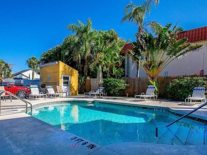 2bed/2bath Condo next to Siesta Key ~A Hidden Gem House in Florida