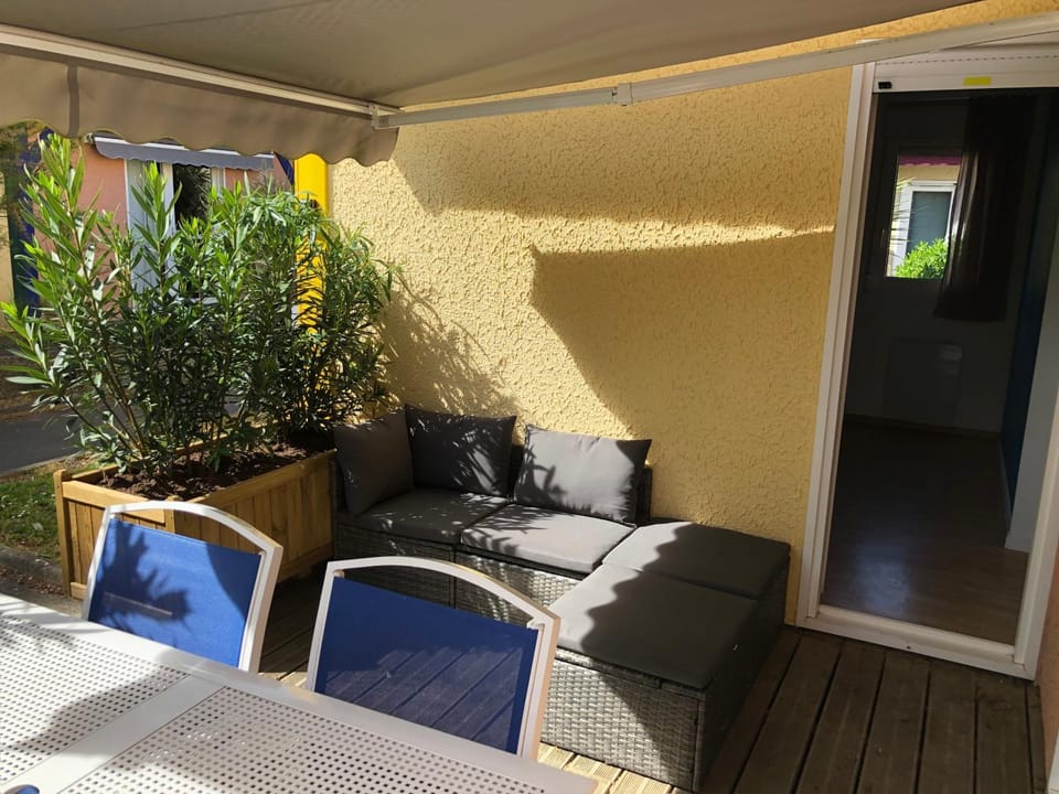 Patio, Balcony/Terrace