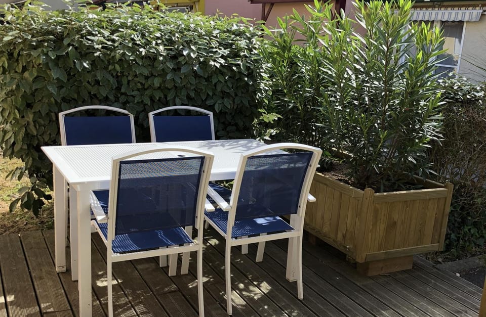 Patio, Balcony/Terrace, Dining area, Garden view