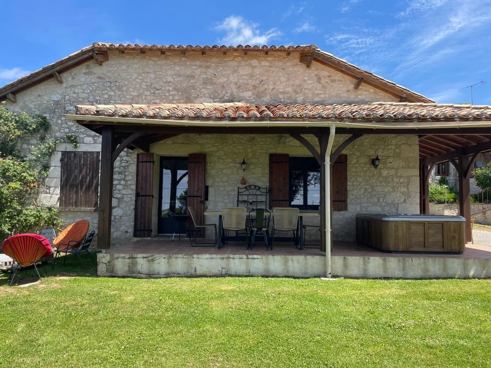Gite à la campagne House in Occitanie