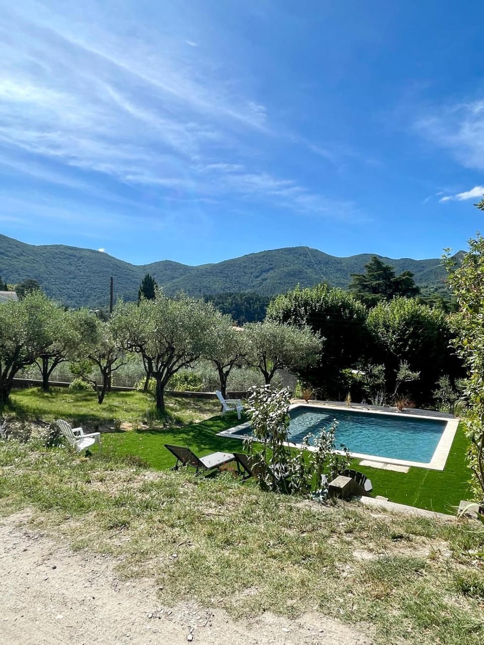 Mountain view, Swimming pool