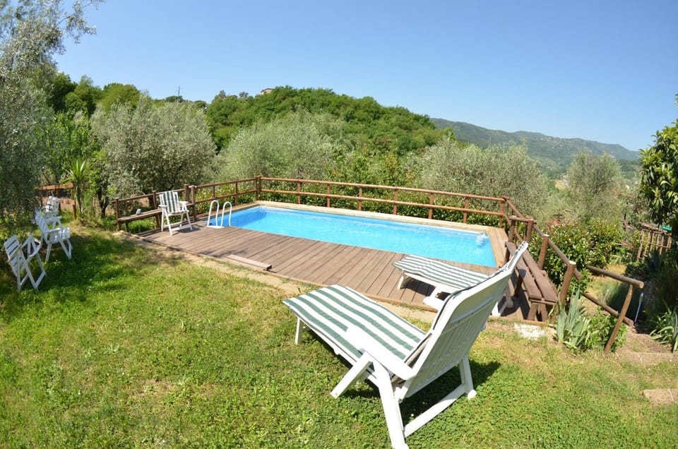 Swimming pool, Swimming pool