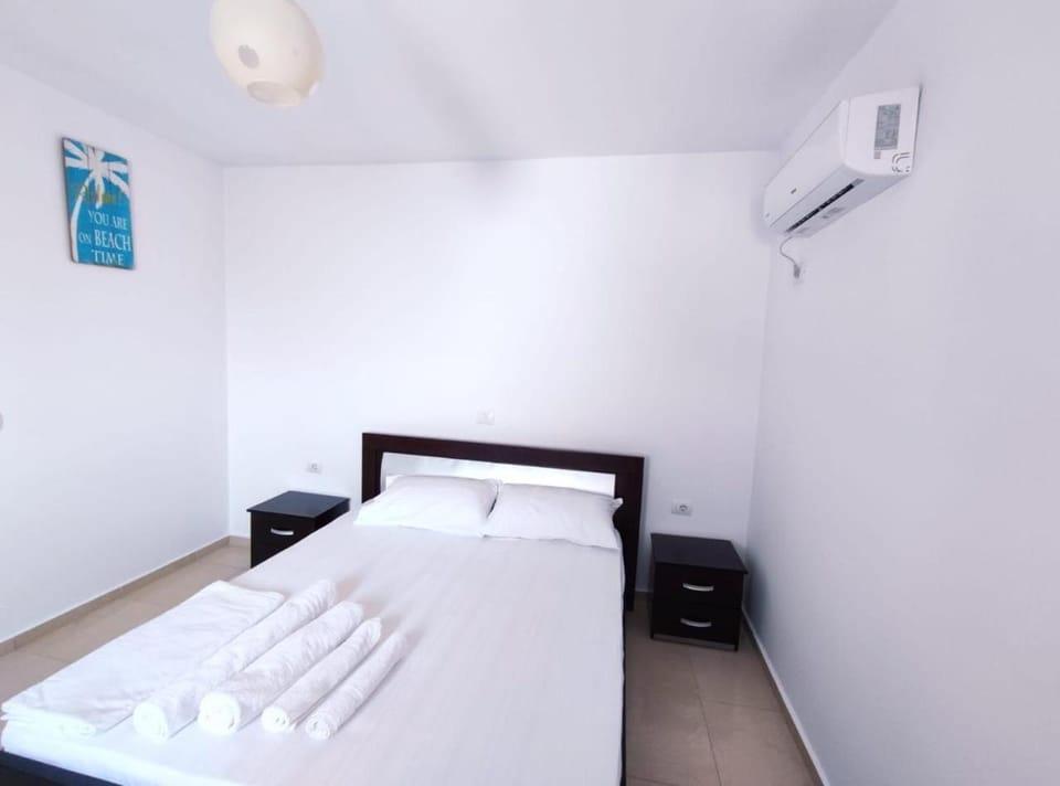 Sandy Apartments Apartment in Ksamil