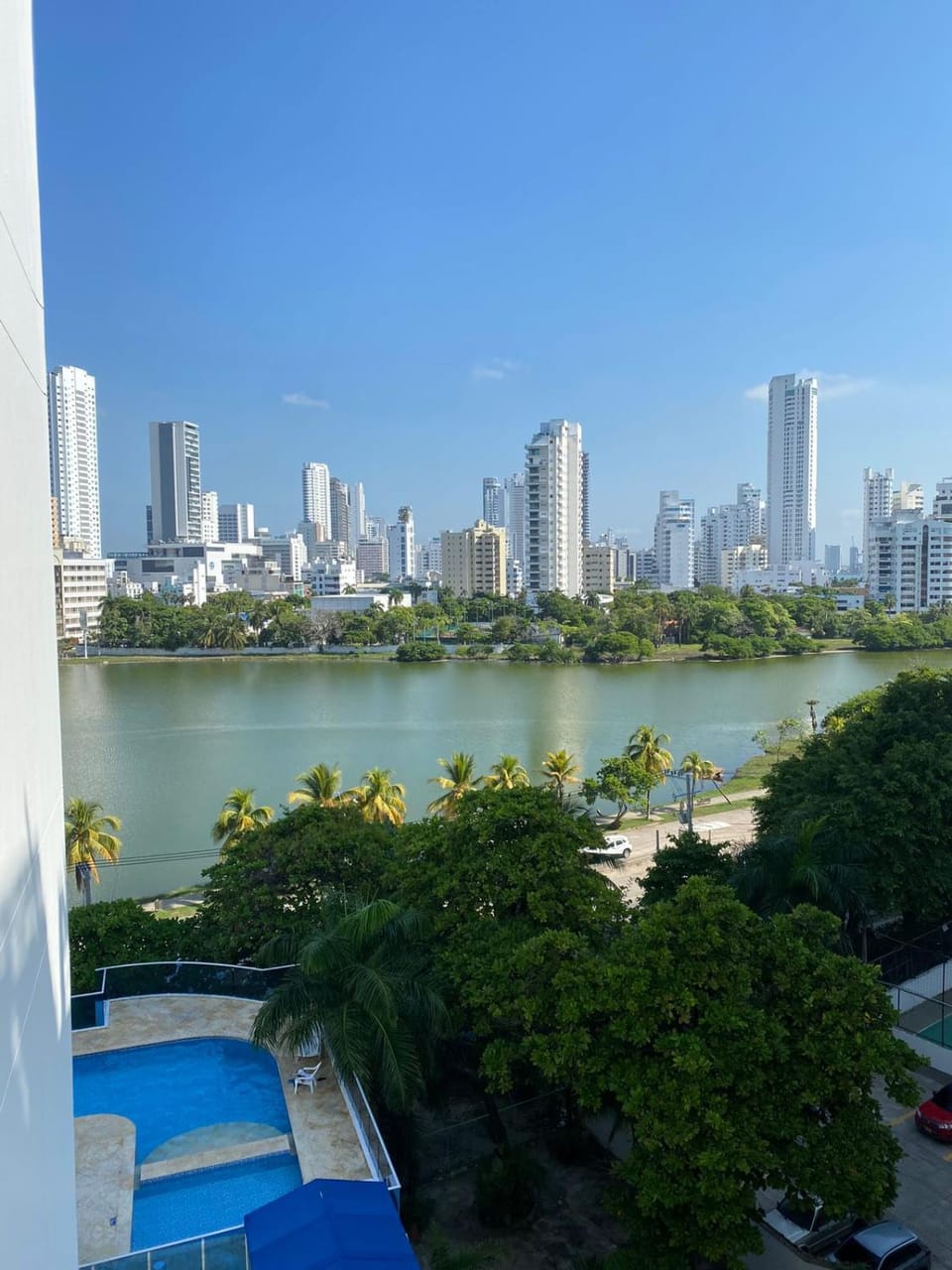 City view, Lake view, Pool view