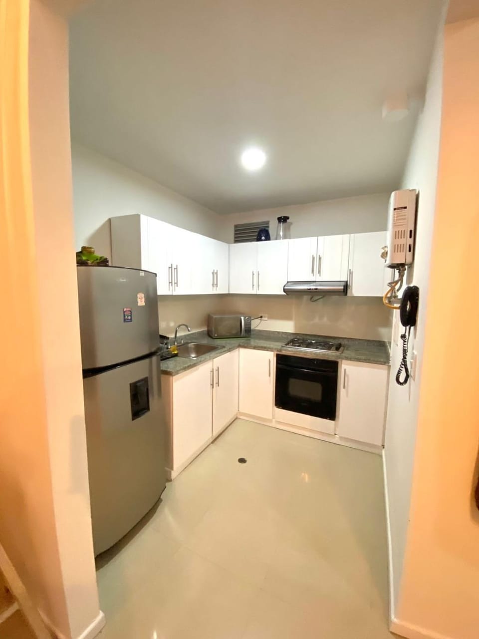 Kitchen or kitchenette, minibar, pet friendly, stove