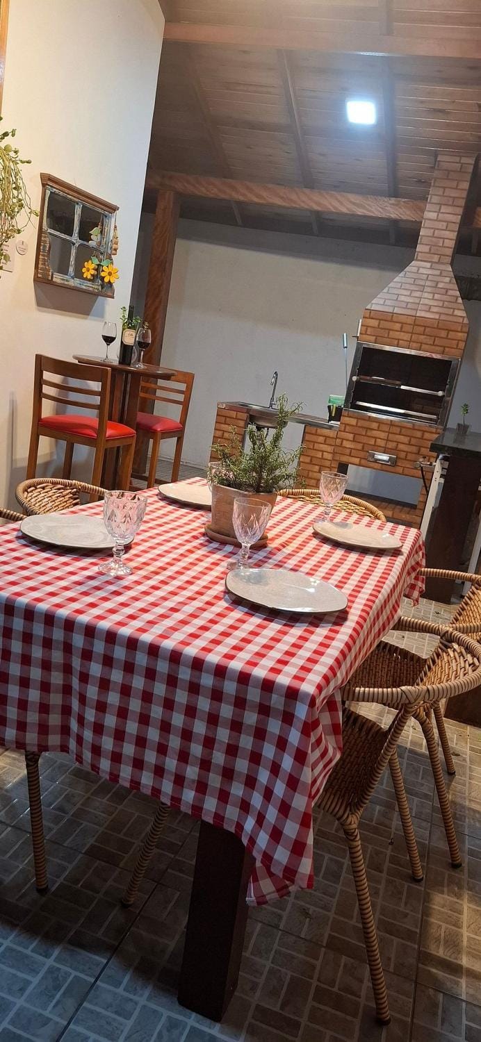 BBQ facilities, Seating area