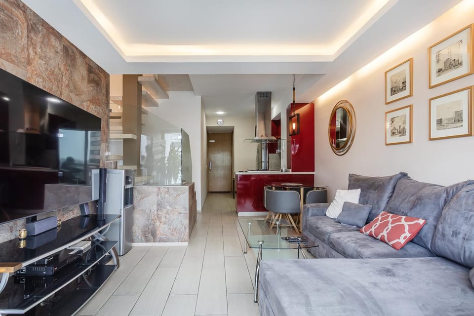 TV and multimedia, Living room, Dining area
