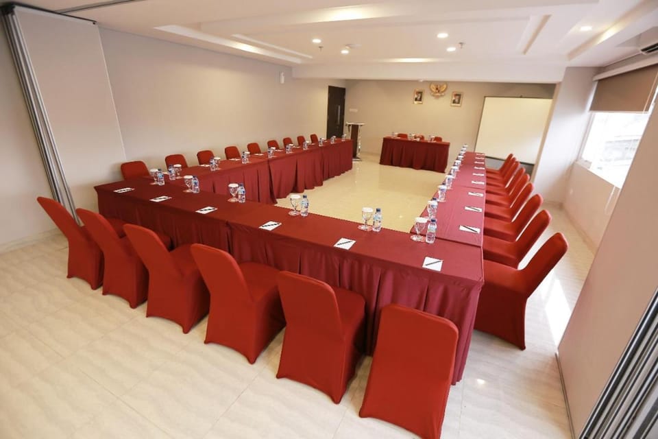 Meeting/conference room