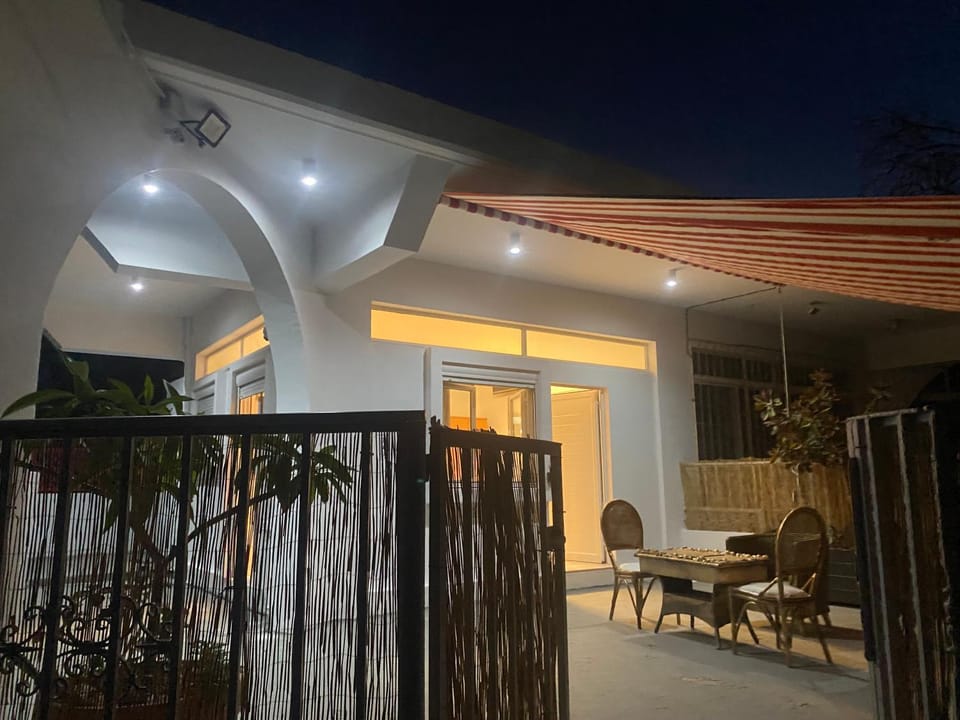 Night, Balcony/Terrace