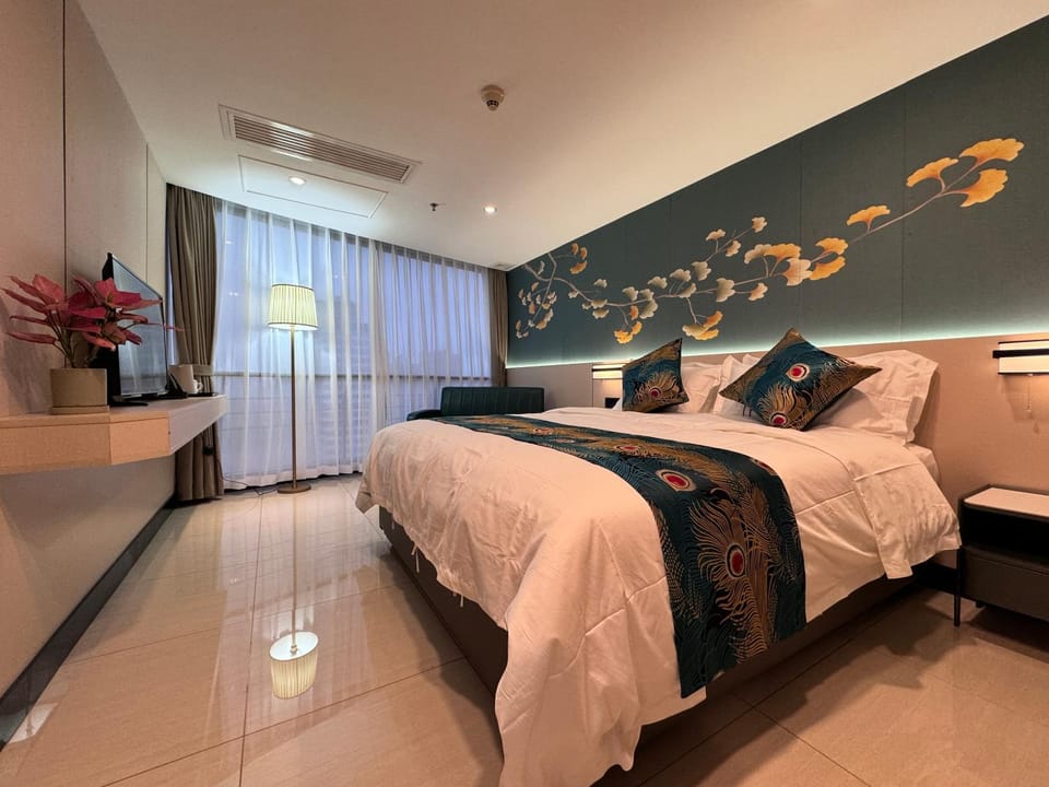 Bed, Photo of the whole room, air conditioner