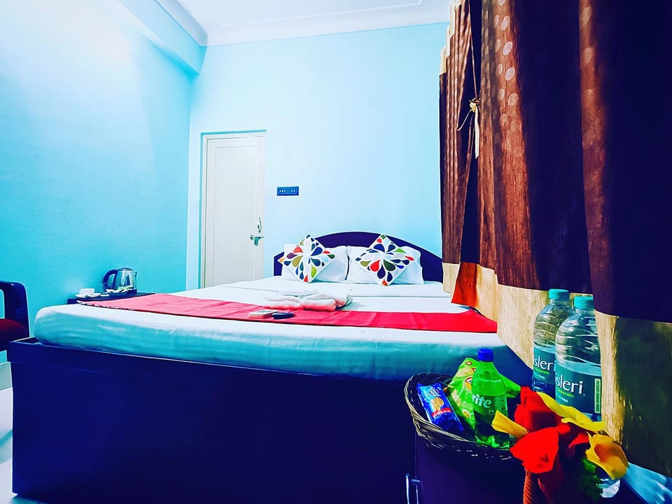 Bed, Photo of the whole room, Bedroom, room service