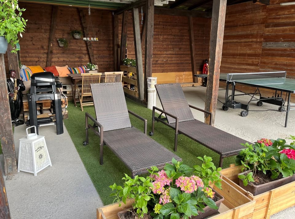 BBQ facilities, Table tennis, Balcony/Terrace, sunbed
