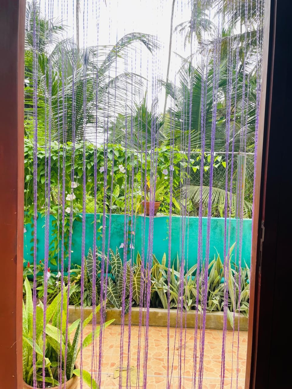 White Villa Apartment in Southern Province