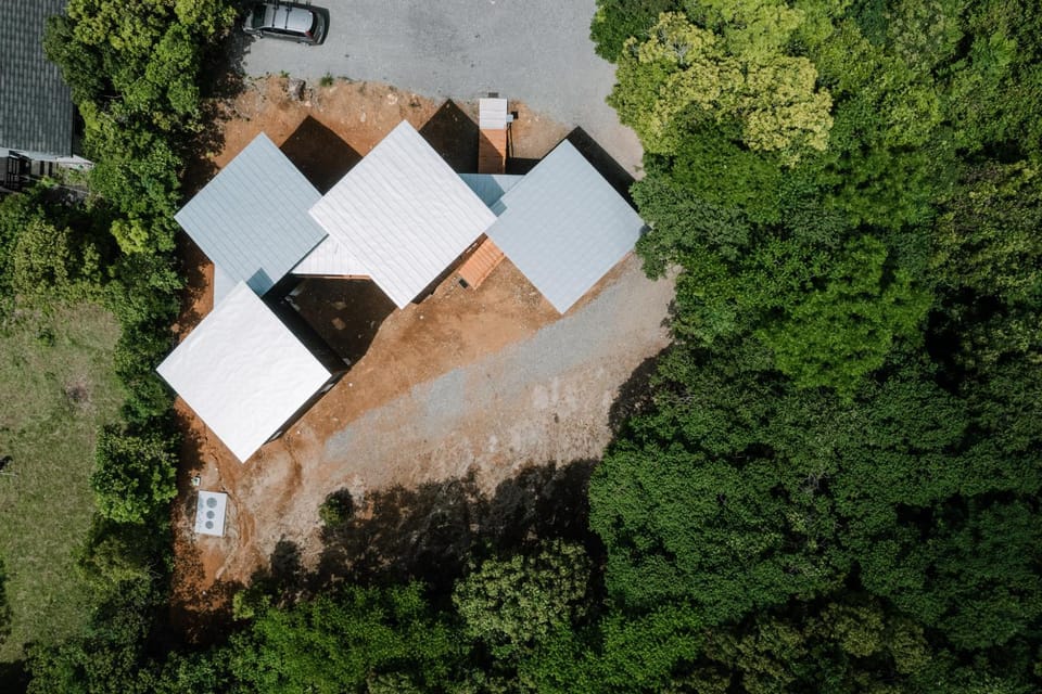 Property building, Natural landscape