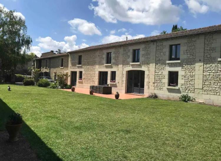 Gîte Au Boom Coeur - forfait SPA inclus House in Nouvelle-Aquitaine