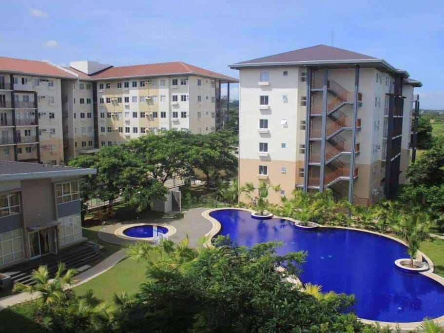 Property building, Pool view, Swimming pool