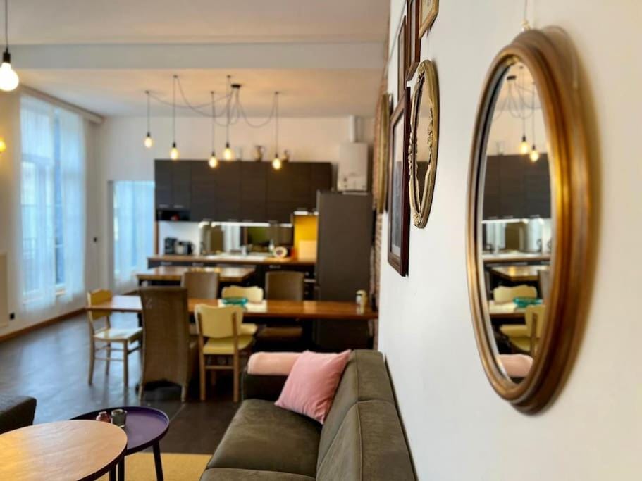 Art Loft -Opéra, Saint-Lambert, Bueren Apartment in Liège