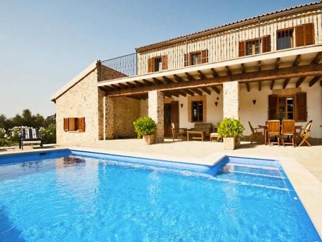 Pool view, Swimming pool, sunbed