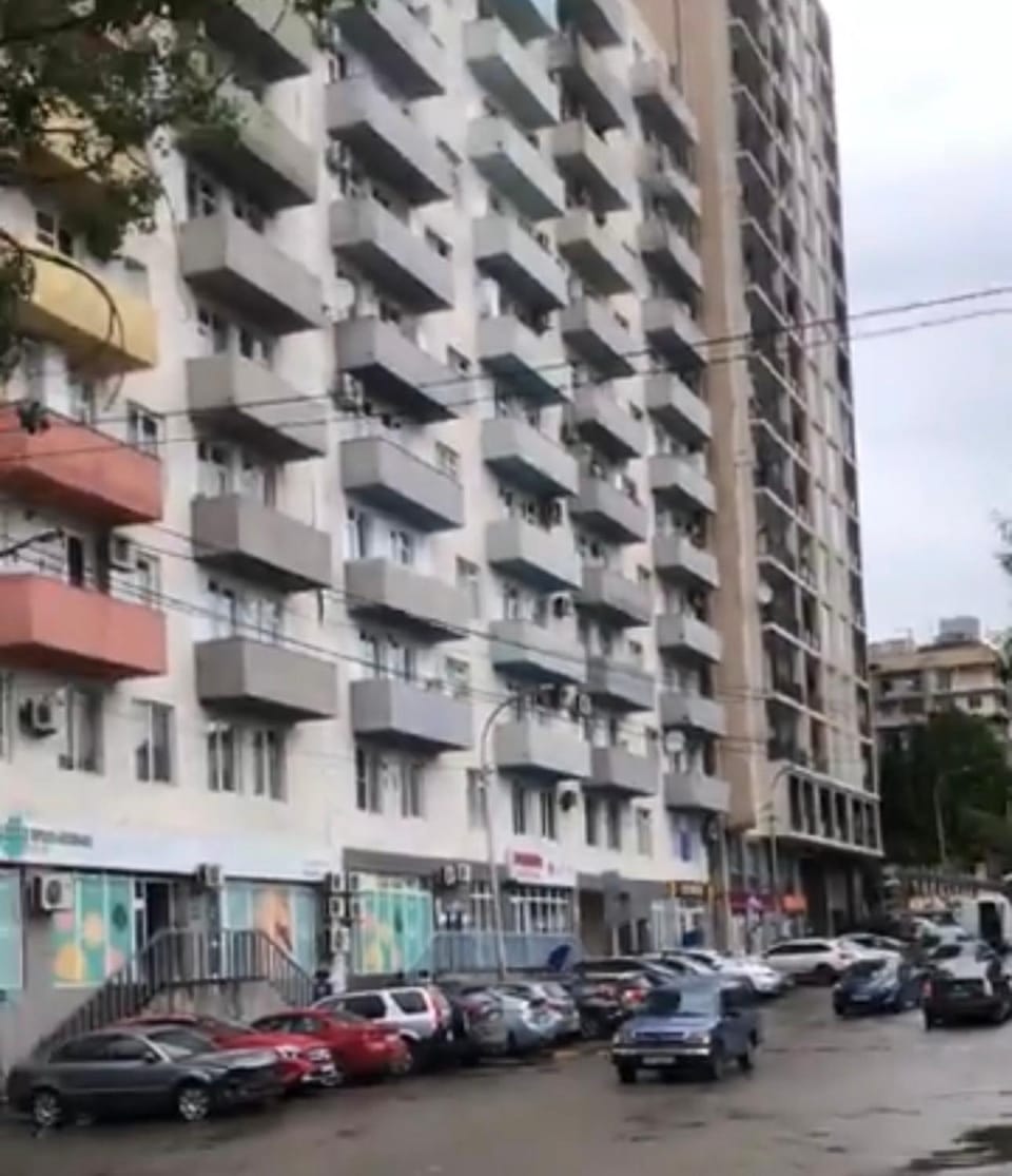 Saburtalo City View Apartment - Metro 3 min - Monthly Stays Welcome Apartment in Tbilisi, Georgia