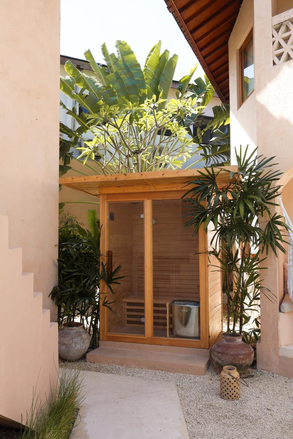 Patio, Day, Garden, Sauna, Garden view