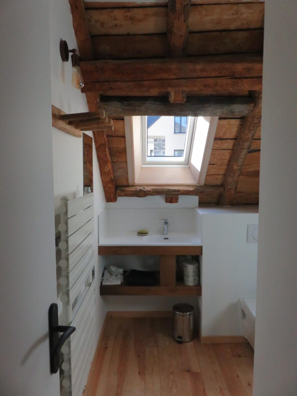 Grande maison de village, rénovation écologique House in Aragon