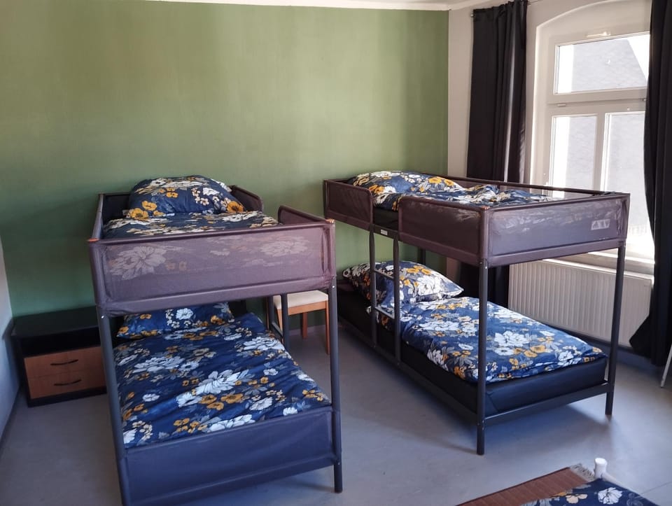 bunk bed