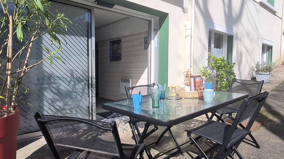 Property building, Patio, Day, View (from property/room), Dining area