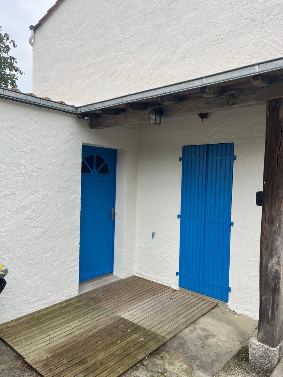 Facade/entrance