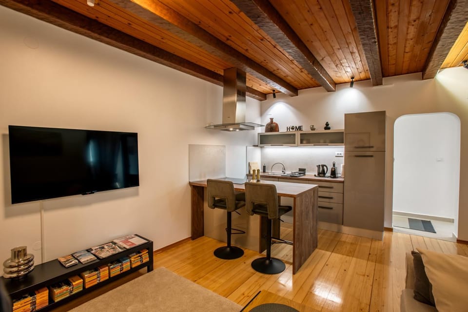 TV and multimedia, Living room, kitchen
