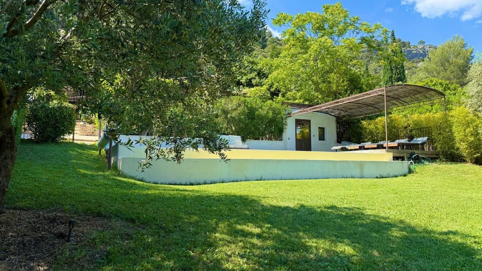 Le Mas des Roses House in Provence-Alpes-Côte d'Azur