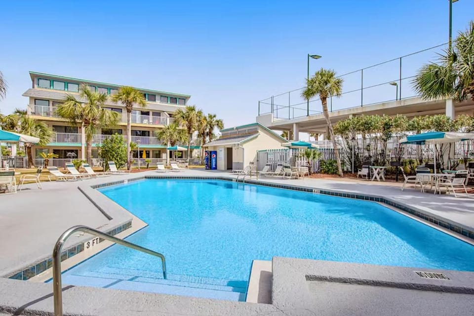 Nautical Watch E-3 House in Lower Grand Lagoon