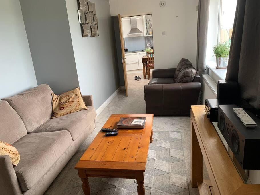 Entire Bungalow with 2 car Parking.Stunning views House in Bath