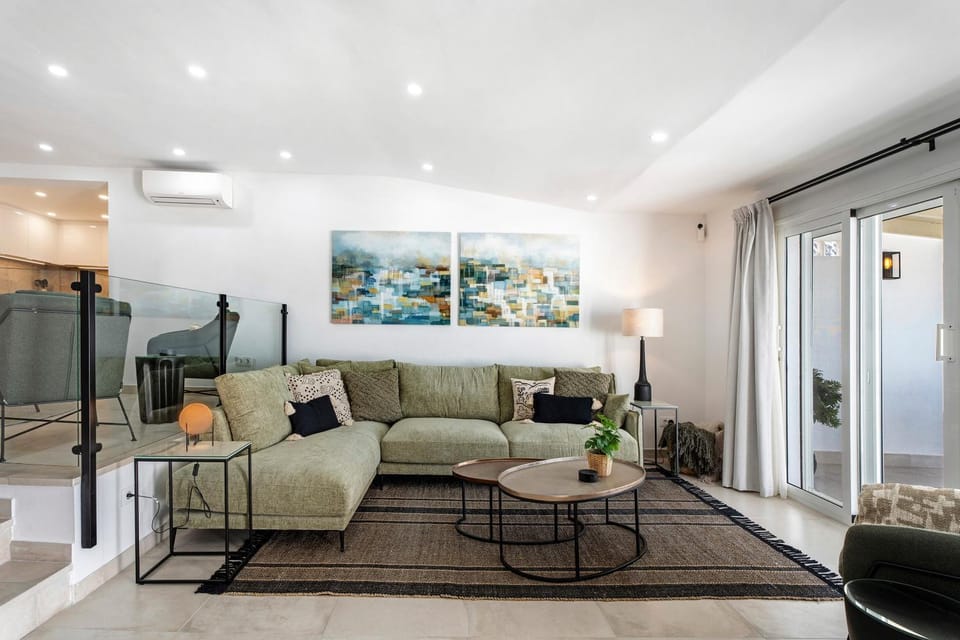 Property building, Living room