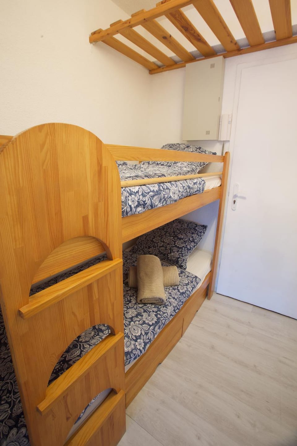 bunk bed