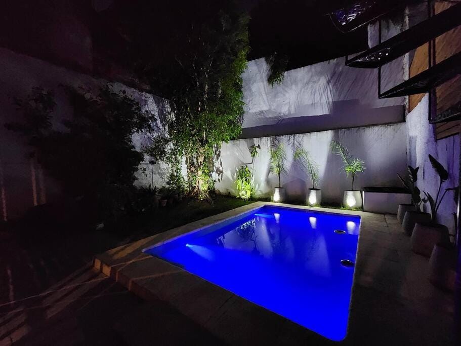 Casa PalermoSoho Piscina Jardín Parrilla Terraza 3Pisos 5Dorm 4Baños House in Buenos Aires