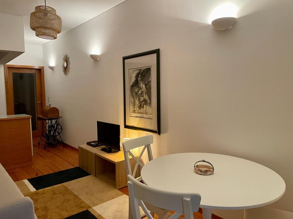 TV and multimedia, Dining area