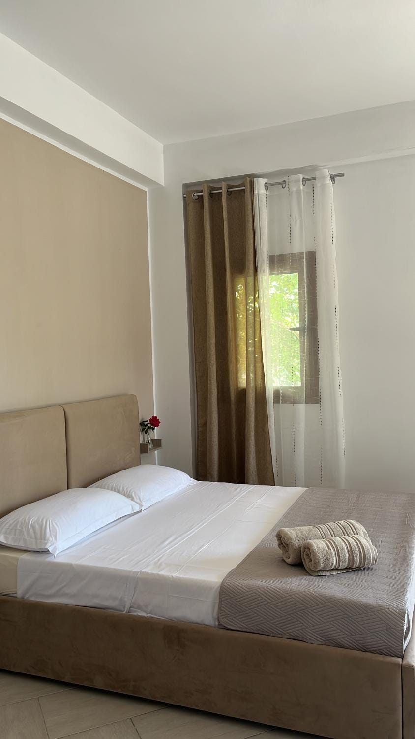 Blossom Apartments Bed and Breakfast in Vlorë